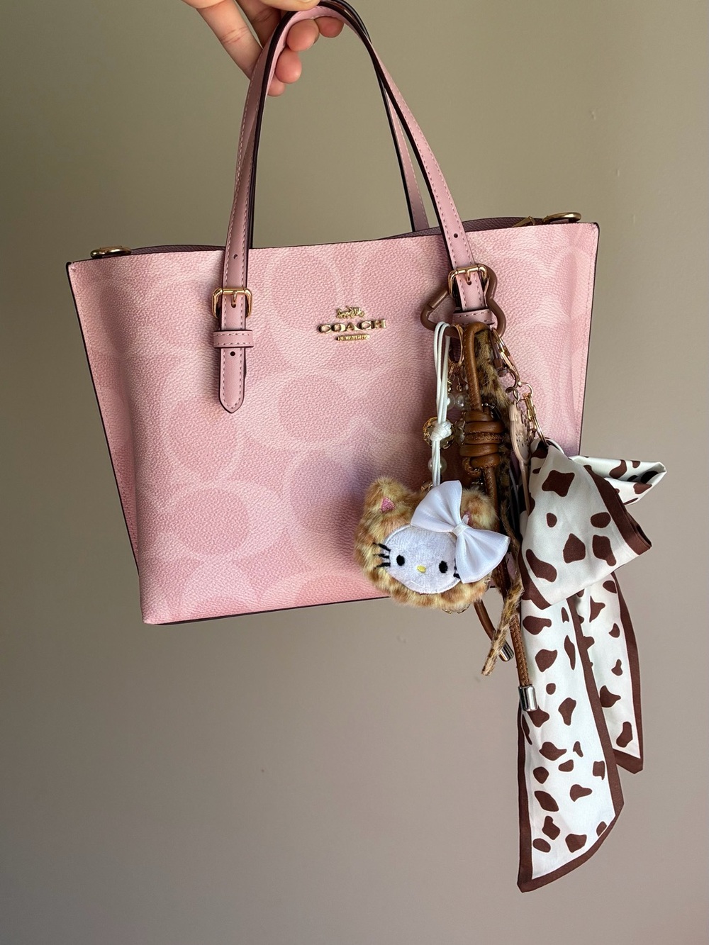 Hello Kitty Brown Keychain Cluster Bag Charm with Bow
